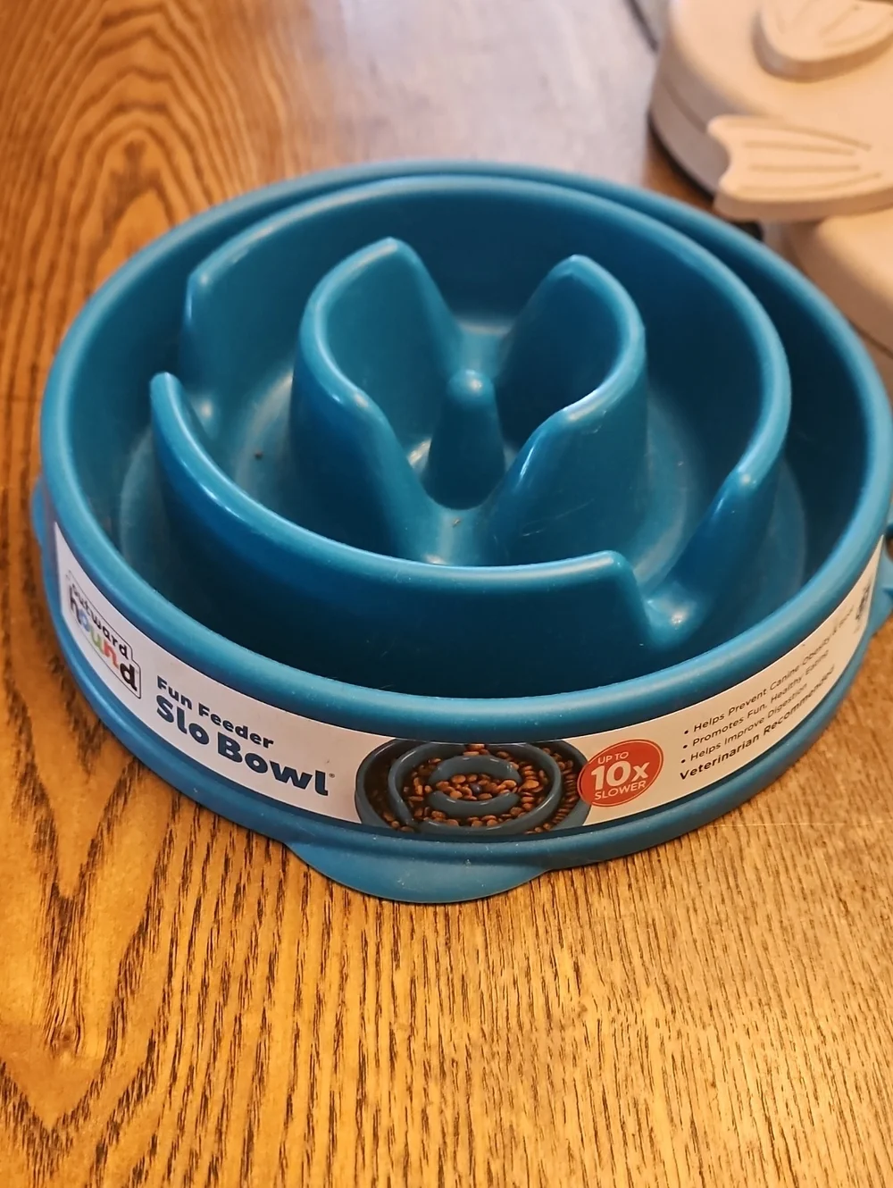 Outward Hound slow feeder/puzzle set